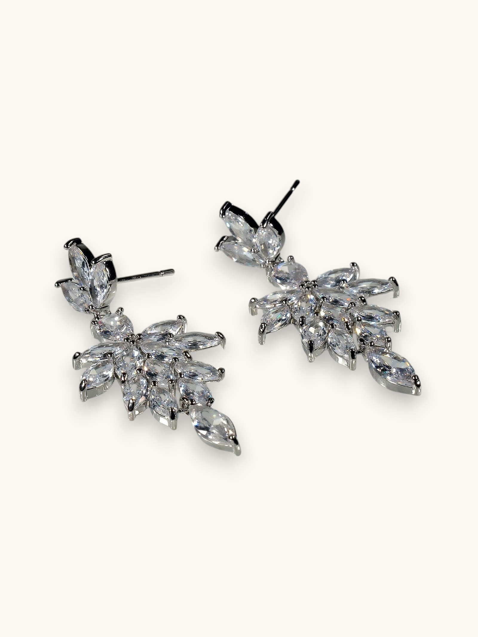 Auskarai "Zircon Feather"