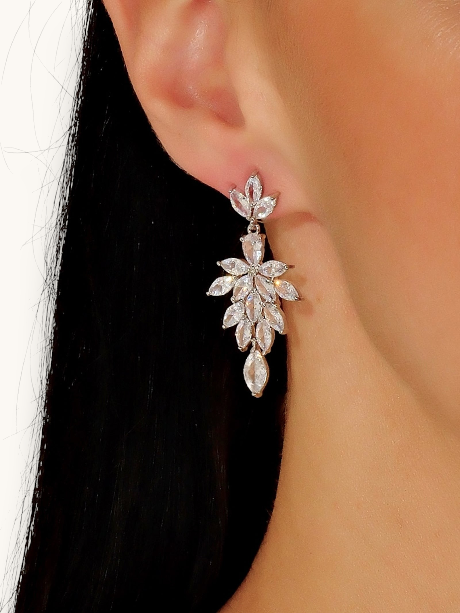 Auskarai "Zircon Feather"