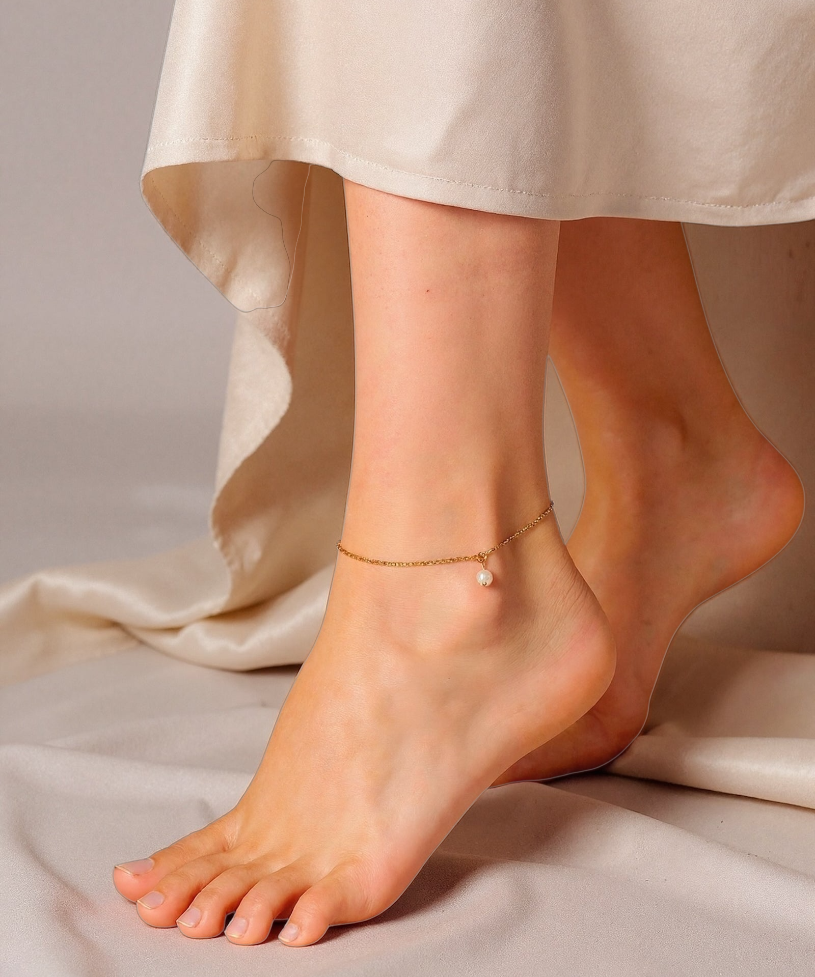 Grandinėlė ant kojos Golden Pearl Anklet — Luxiage