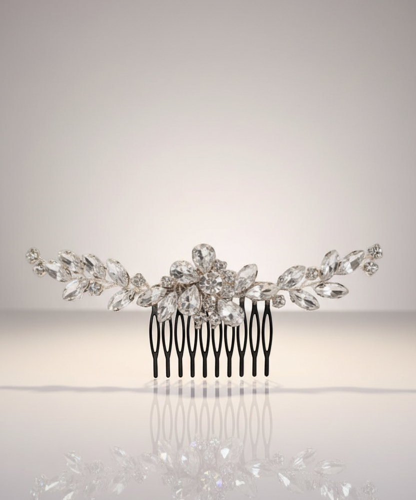 Luxiage Elegant Silver bridal hair comb with clear crystals and silver-tone metal. Perfect for weddings.
